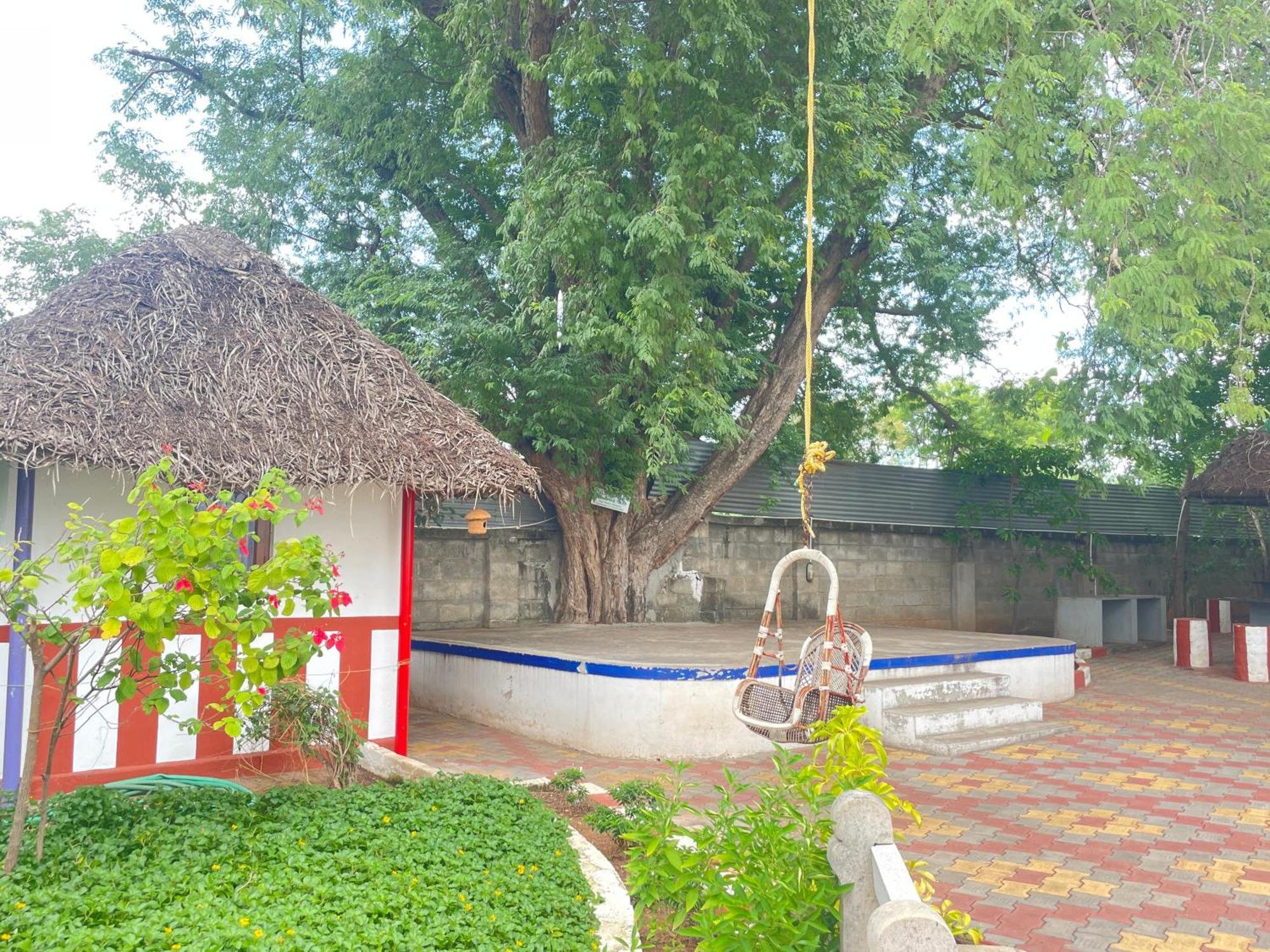 Chola Heritage Resort Karaikkudi Exterior photo
