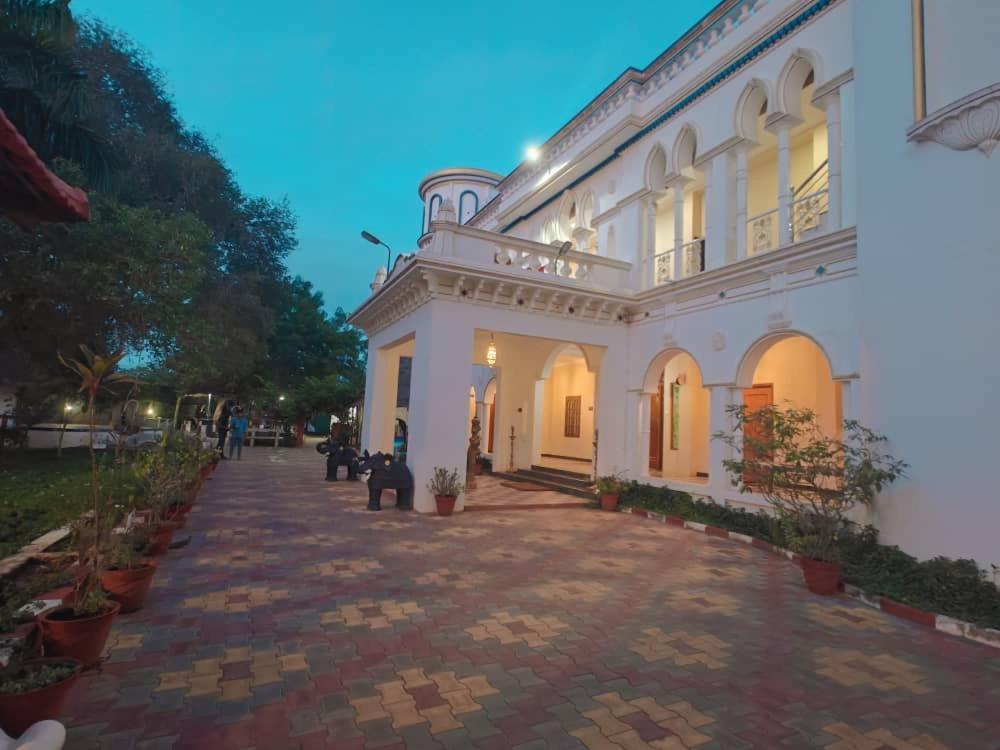 Chola Heritage Resort Karaikkudi Exterior photo